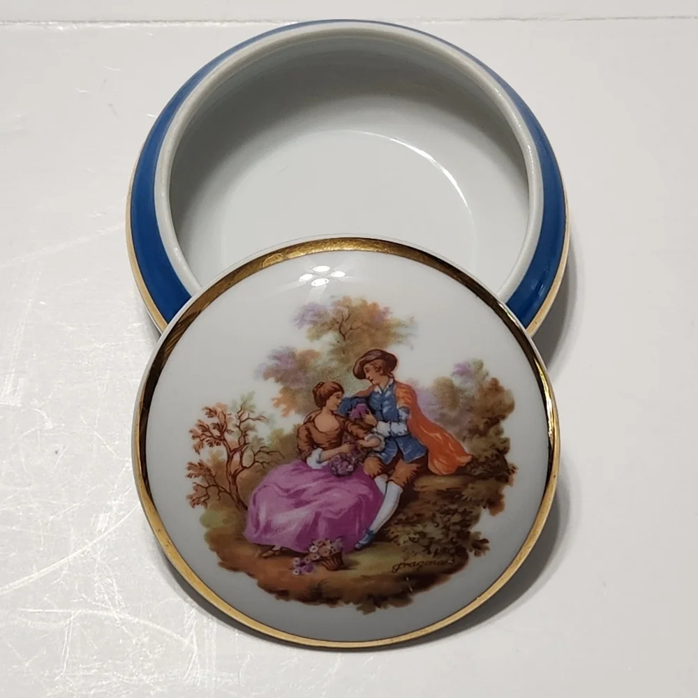 Vtg Limoges Porcelain Trinket Box Victorian Couple France Fragonard Romantic
